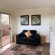 3BR house with parking & AC, 15 mins walk to wharf, Greenwell Point (Foto 10)