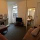 Double Bed - Fast WiFi - Free Parking - 1 Bedroom in 4 Bedroom House PS3 Grimsby - Photo 7