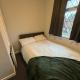 Perfect for NHS Staff & Contractors - Fast WiFi - 1 Bedroom in 4 Bedroom House CD4