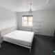 Double Bed - Fast WiFi - Free Parking - 1 Bedroom in 2 Bedroom House SD1 Stallingborough - Fotografie 9