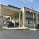 Econo Lodge Inn & Suites Southeast