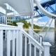TV Blue Tiny Houseboat at Lake Cumberland Marina, Nancy (фото 8)