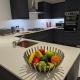 Large 4 Bed Hse, Sleeps 7, 3 BTH, Drive PRKG-4 Cars, M4-A329, Shinfield Studios, 10mins, Reading, Ascot & Legoland 20mins, Film Crew, Contractor & Family Friendly, Winnersh (zdjęcie 7)