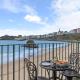 5 Sunny Cove - Direct Beach Access Sea Views, Tenby - Fotografie 1