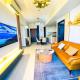 Luxury 2BR Penthouse Across Uptown BGC I Modern, Манила - Фото 3