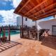 Casa Hibiscus - Shared Pool and BBQ - Close to Seafront Promenade By Lanzarote Vacation Homes, Punta de Mujeres (foto 5)