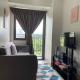 10 minutes from MOA - Cozy Condo with Hot Shower & Balcony, Manila - Foto 6