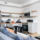Large Victorian Sleeps 6 by UofT, Toronto (photo 4)