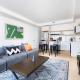 Large Victorian Sleeps 6 by UofT, Toronto (photo 6)