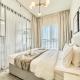 Stylish 2BR Apartment Steps from Dubai Hills Mall, Dubaj - Fotografie 9