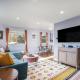 Funky Home with Hot Tub, Backyard, Fire Pit, Arvada (foto 2)