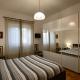 Vatican Firefly House, Rzym - Zdjęcie 3