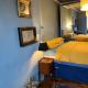 Cozy Montmartre apartment with views over rooftops, Paris - Foto 5