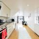 1-Bedroom Flat Near Tube, Londres - Foto 10
