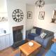 Meadvale - Lovely 3 Bed Victorian House, Reigate (fotografie 2)