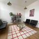 Entire Industrial Style Apartment With Free Parking & Wifi