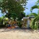 Onde Guest House, Pooc