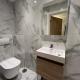 Starlight Lodge - 4 bedroom Barn with Hot Tub!, Tandridge (foto 8)