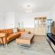 Bright 1 BDR Apt with Terrace & Great Travel Links, Londýn - Fotografie 6