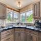 Ruidoso Home with Patio, Walk to Restaurants!, Ruidoso (fotografie 10)