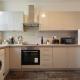 Modern 2 Bed Apartment in Hillsborough with FREE Secure Parking - Hosted by Stay Host Save, Hillsborough (zdjęcie 4)