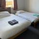 5 Bedroom House A with 13 Beds including 6 Double Beds, 2 Single Beds, and 5 Sofa Beds, Окленд - Фото 6