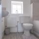 Sleeps 5 - Private Garden- Free Parking, Corby (foto 7)