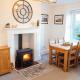 Camellia Cottage With Private Garden Bowness-on-Windermere - Photo 5