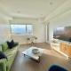 Top Floor Hollywood 1BR Condo with Views, Los Angeles - Foto 1