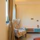 ELIVAAS Laguna Camellia - Luxe 4 BHK Villa Near Popular Beaches with Private Pool, Anjuna - Foto 2