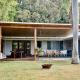 Palm Beach House - sleeps 12 - spacious