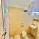 Serene Guest House ll 2 Ac Rooms ll WiFi ll Tv ll Garden, Khandala - Foto 8