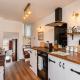 Burn Cottage - with Hot Tub, Kilburn (Foto 3)