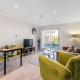 2 Bedroom Penthouse with parking High Wycombe By 360Stays, High Wycombe (zdjęcie 2)