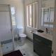 Modern Home - 10 Guests - 5 Bedrooms and Pool, Bundamba (foto 7)