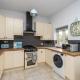Calder Canal by Alt-Stay - Peaceful 3 Bed Canal Side Cottage Contractor and Relocation Accommodation Wakefield with Stunning Views, Parking, Kitchen, Laundry, Smart TV and Wi Fi - Weekly and Monthly Rates, Wakefield (foto 4)