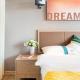 Shanghai Hills & Freshly Home Loft Retreat with 17&2 Line Access near NECC, Shanghai - Photo 6