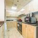Affordable Living 1BR, Steps from Retail Stores, Skycourts Tower D, Dubailand by Deluxe Holiday Homes, Dubái - Foto 4