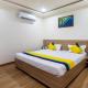 Hotel Premium Krishna Best Selling Hotel In Mathura, Матхура - Фото 1