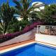 Entire villa with pool, ocean & mountain views, Sitges (foto 2)