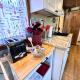 3 Tiny Town Romantic tiny home Animals Fire Pit by Vacation Your Way, Hico (zdjęcie 3)