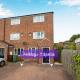 Greenwood by Alt-Stay - 4 Bed Contractor and Relocation Accommodation Wakefield with Master Ensuite, TVs in Bedrooms, Parking, Garden, Open Plan Kitchen Diner and Wi Fi - Long Stay ready with Weekly and Monthly Rates, Oakenshaw (fotografie 6)
