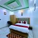 Hotel Parkland - Mathura Vrindavan - Premium stay with Lift - Free Gym - High speed internet- Open Rooftop Restorent, Mathura - Zdjęcie 8