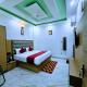 Hotel Parkland - Mathura Vrindavan - Premium stay with Lift - Free Gym - High speed internet- Open Rooftop Restorent, Mathura - Zdjęcie 7