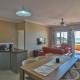 205 Lescalier Cabanas - Modern Beach front apartment Amanzimtoti - Photo 6