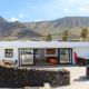 Daidas Beach House - with hot whirlpool in Famara