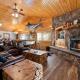 Big Bear Getaway - Log Cabin, Hot Tub, Foosball, Deck, Barbecue, Big Bear City - Fotografie 1