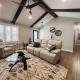 Modern Ranch 3 BDRM, sleeps 6 with HOT TUB