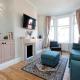 Cwmdare House - Home near Cardiff City Centre, Cardiff (foto 7)