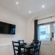 Spacious 1BR Centrally Located with Self Check-In, Wi-Fi, Parking Near Hull Marina & The Deep Aquarium - Foto 4